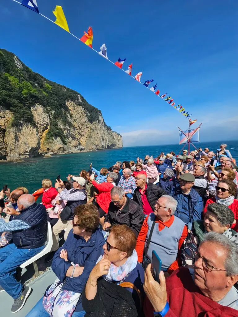 barco faro del caballo